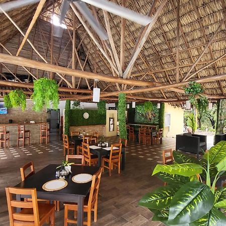 Seis Playas Hotel Tamarindo Exterior foto