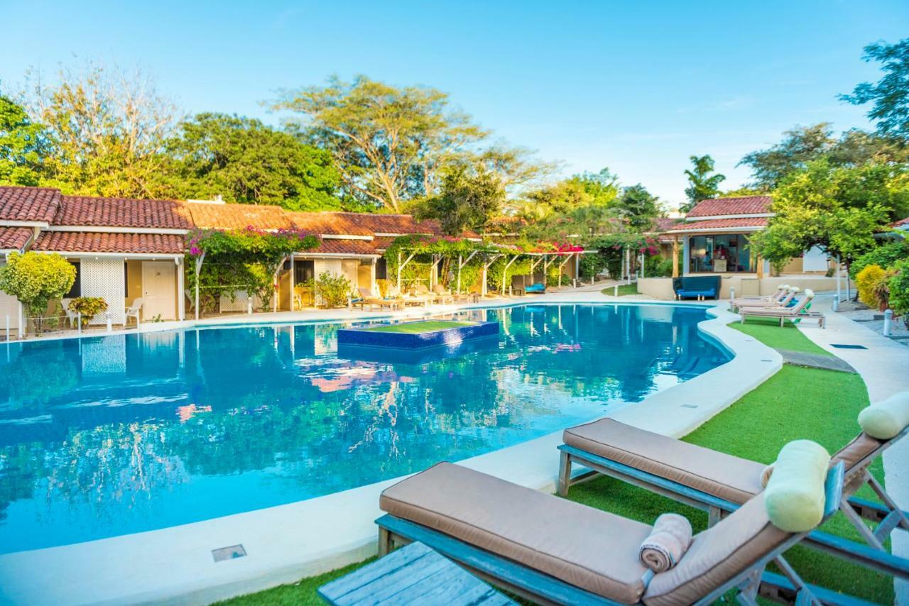 Seis Playas Hotel Tamarindo Exterior foto